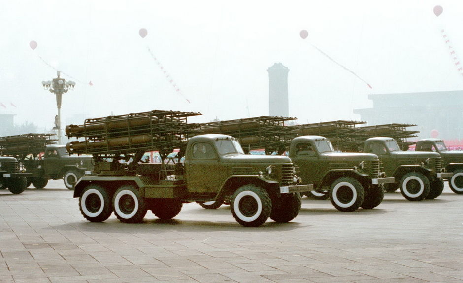 超珍贵老照片再现1984年中国大阅兵