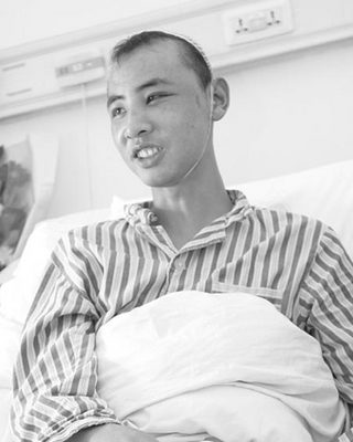 受伤住院的栾城小伙于利超