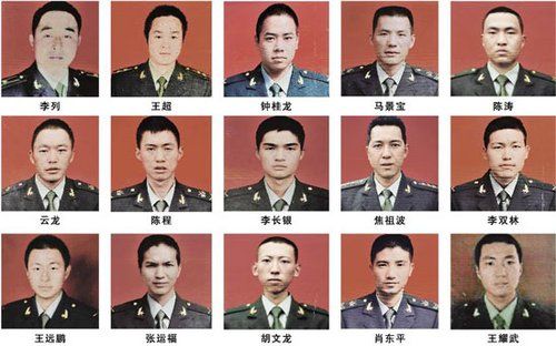 胡锦涛习近平向四川道孚火灾遇难士兵送花圈