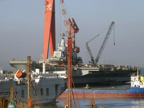 资料图：中国瓦良格号航母改装已进入收尾阶段